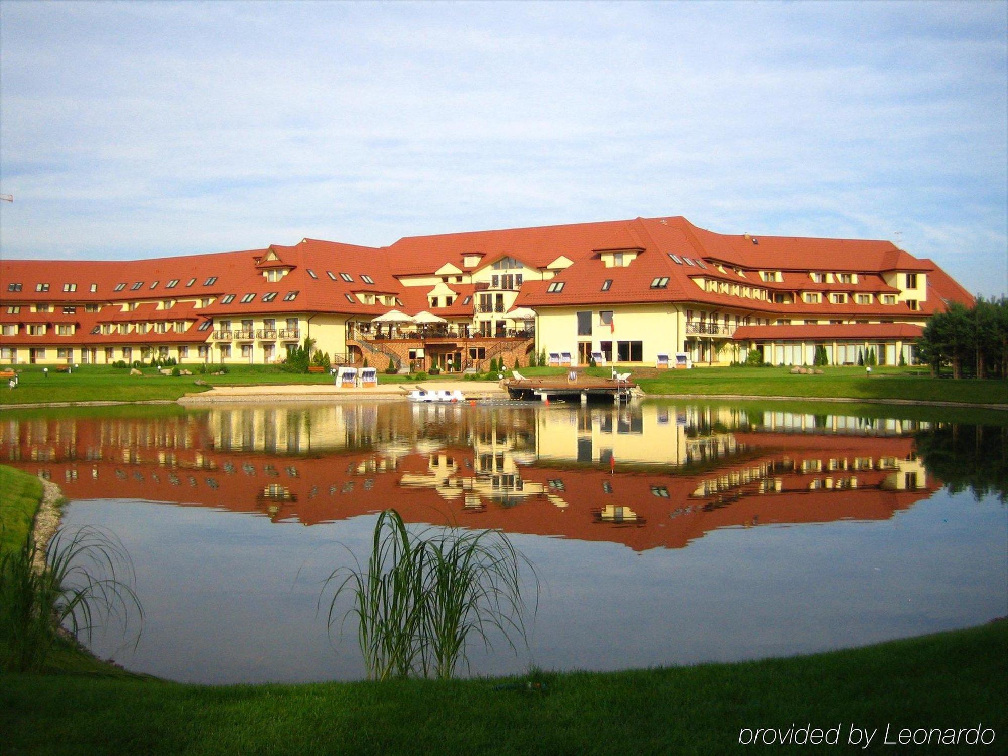 Hotel Ossa Conference & Spa Екстер'єр фото