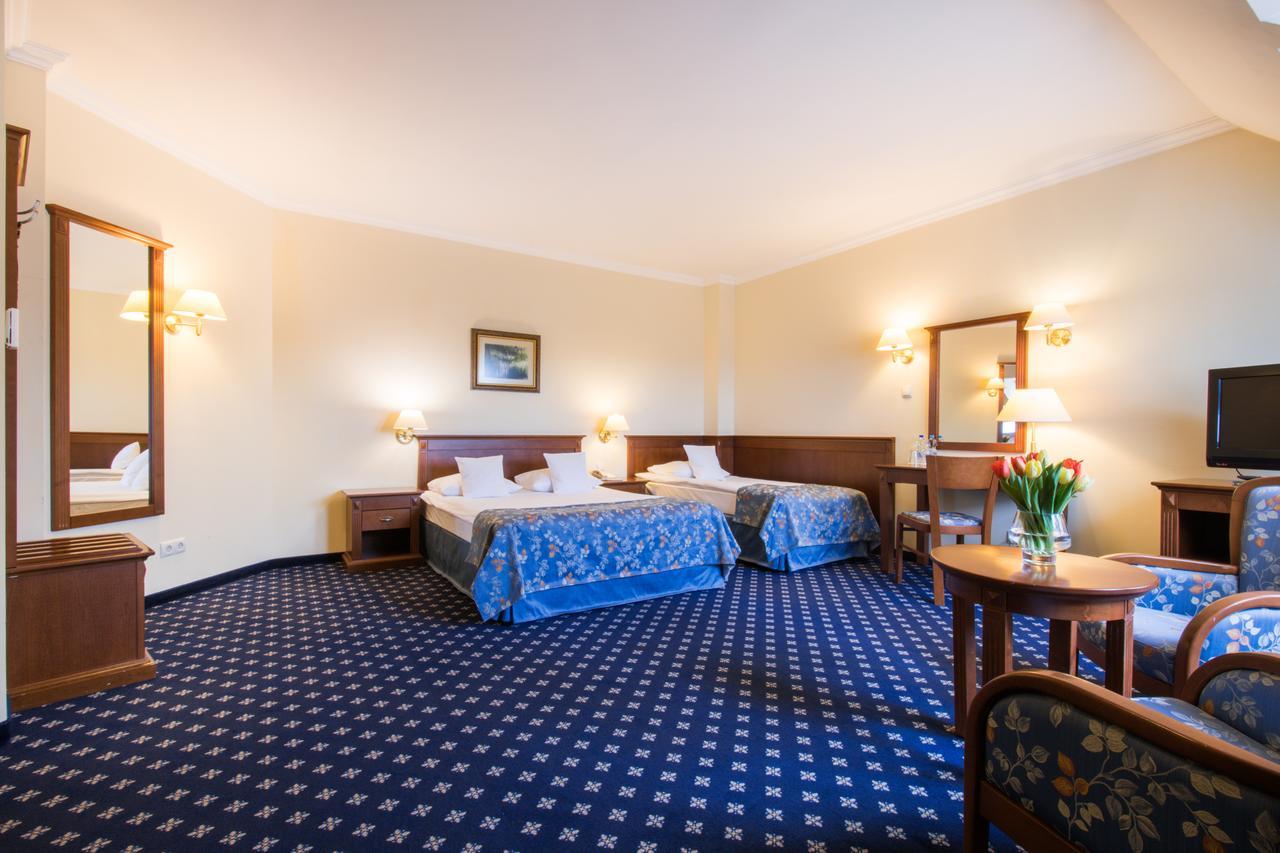 Hotel Ossa Conference & Spa Екстер'єр фото