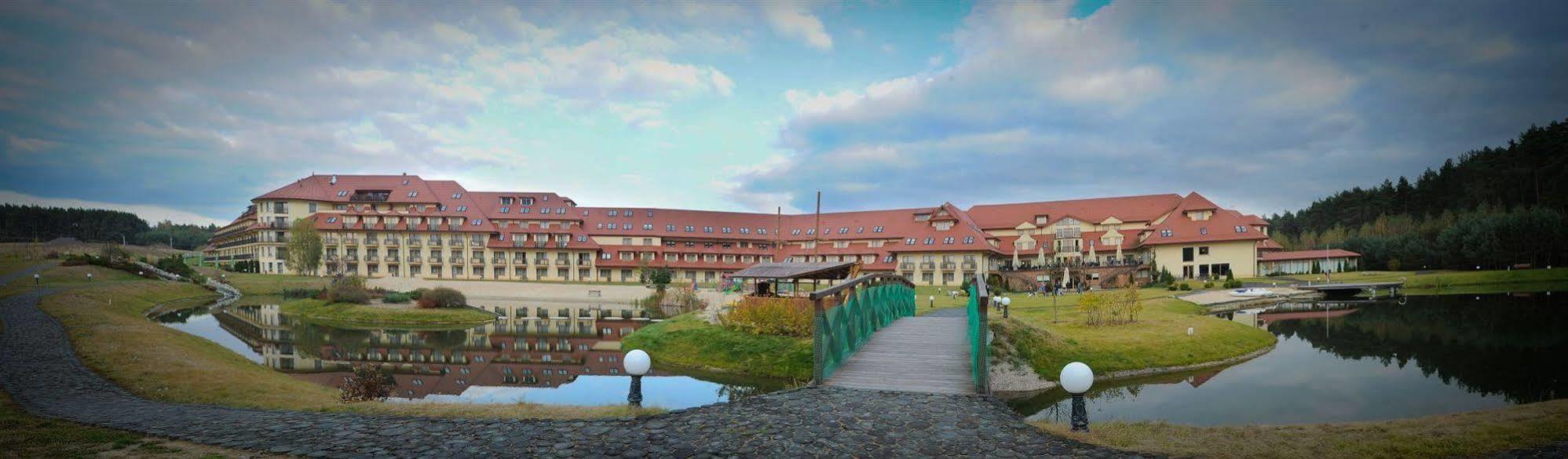 Hotel Ossa Conference & Spa Екстер'єр фото