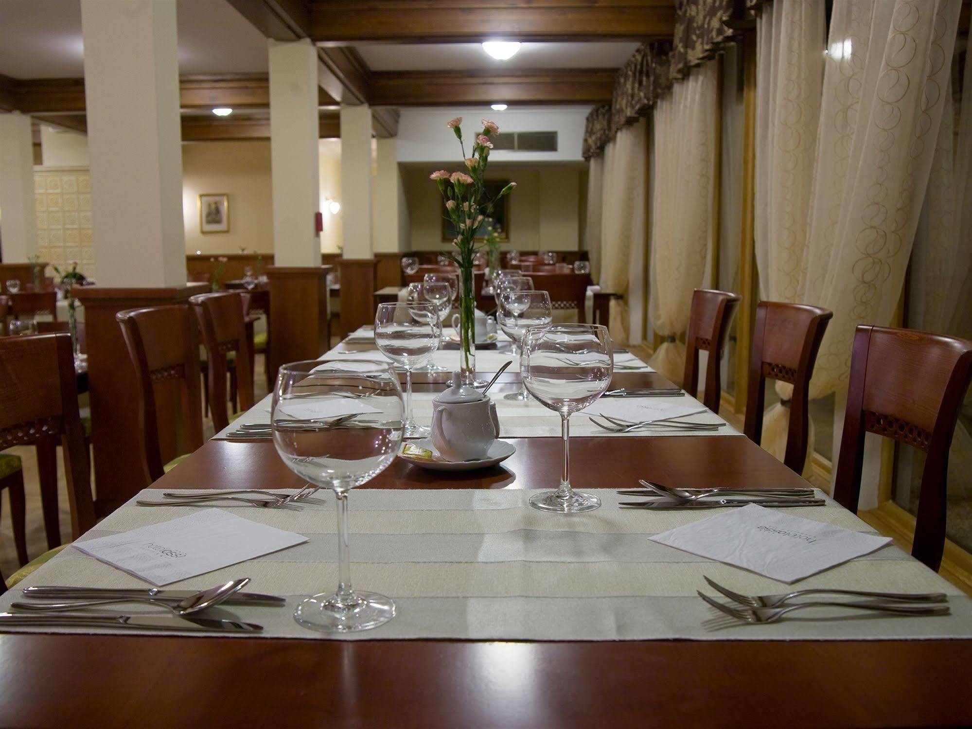 Hotel Ossa Conference & Spa Екстер'єр фото