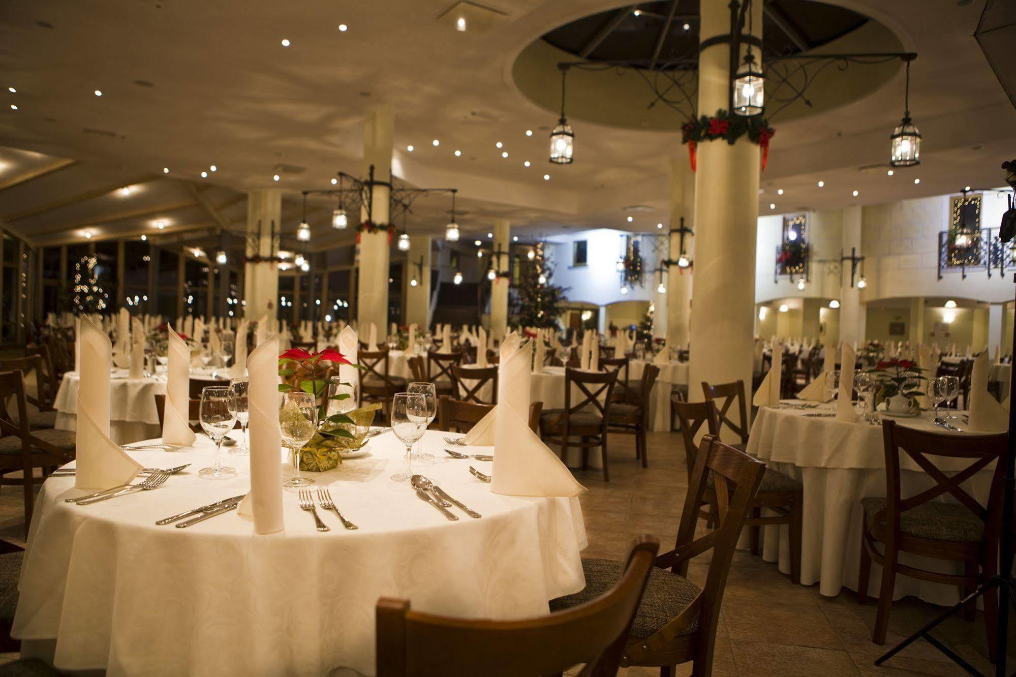 Hotel Ossa Conference & Spa Екстер'єр фото