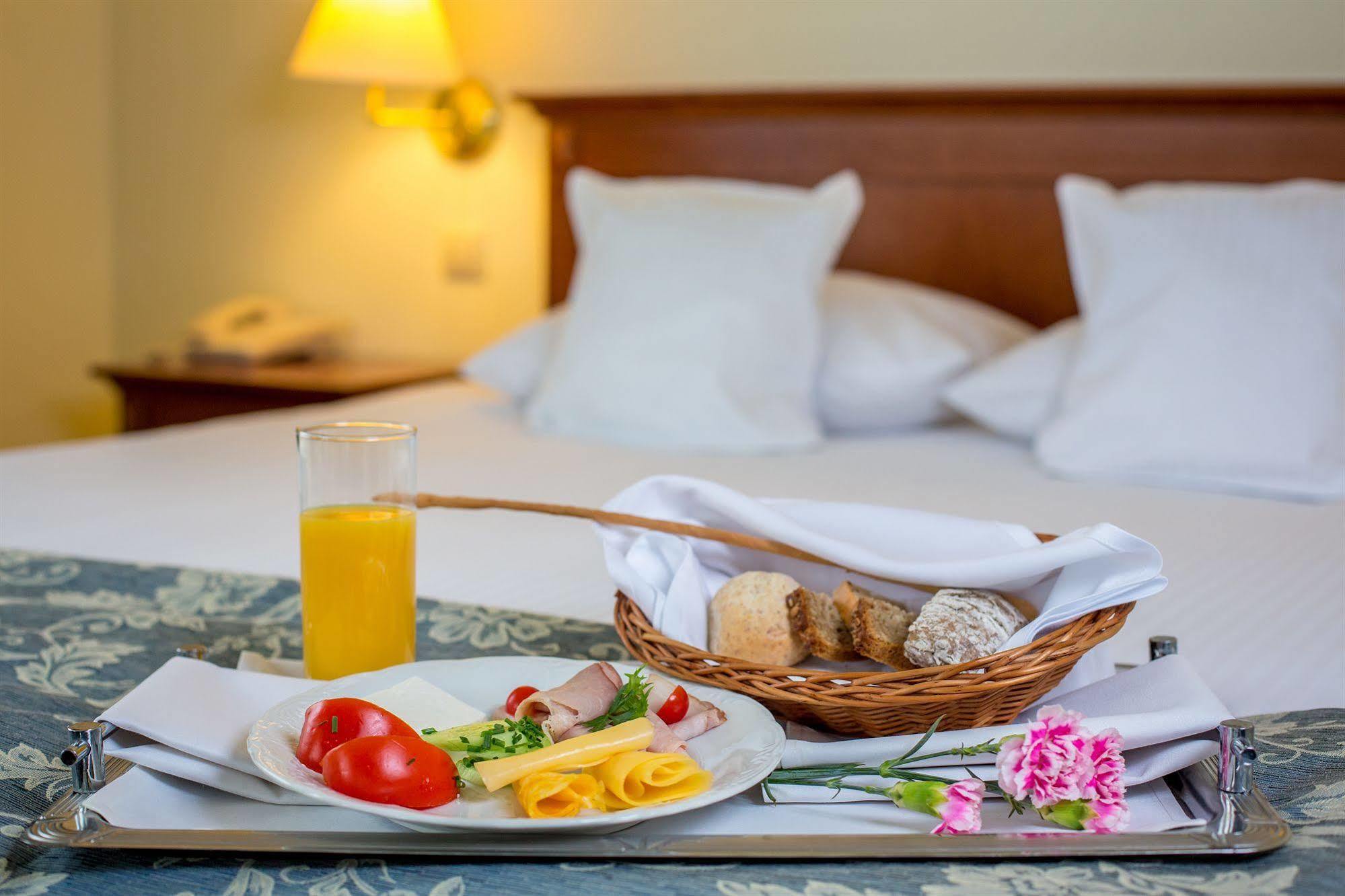Hotel Ossa Conference & Spa Екстер'єр фото