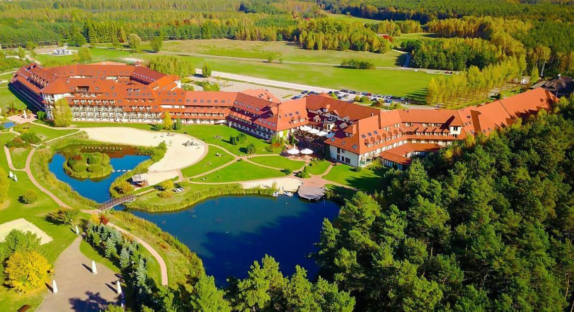 Hotel Ossa Conference & Spa Екстер'єр фото