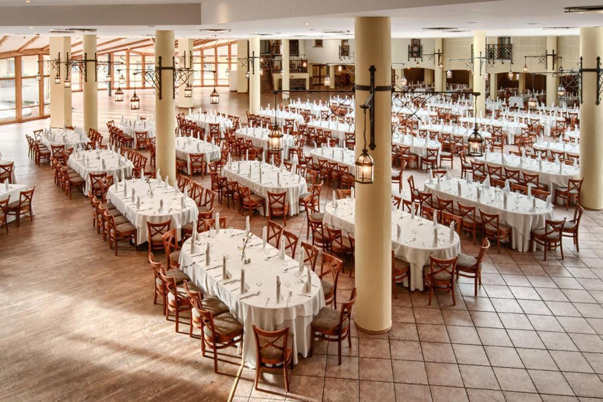 Hotel Ossa Conference & Spa Екстер'єр фото